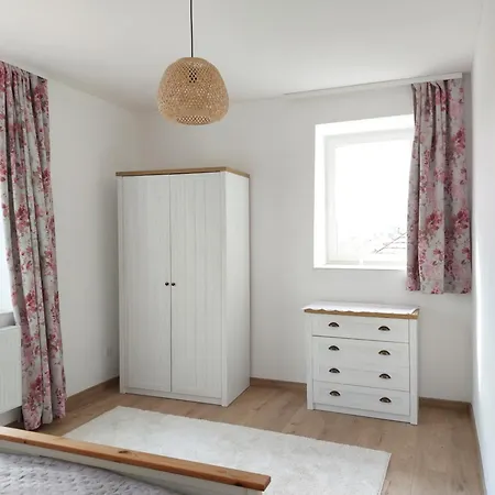 Hanna Vendeghaz-tallya Dom wakacyjny *