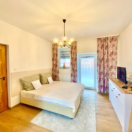 Hanna Vendeghaz-tallya Tállya